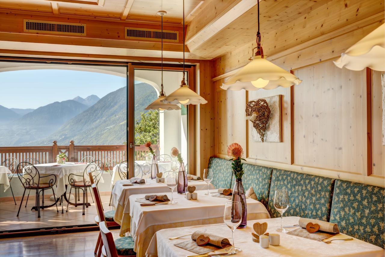 Small Hotel Sonne Tirolo Eksteriør billede